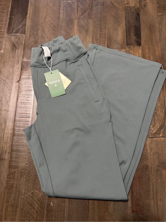 HALARA Pants - HALARA High-Waist straight leg Active Pants in Dusty Sage